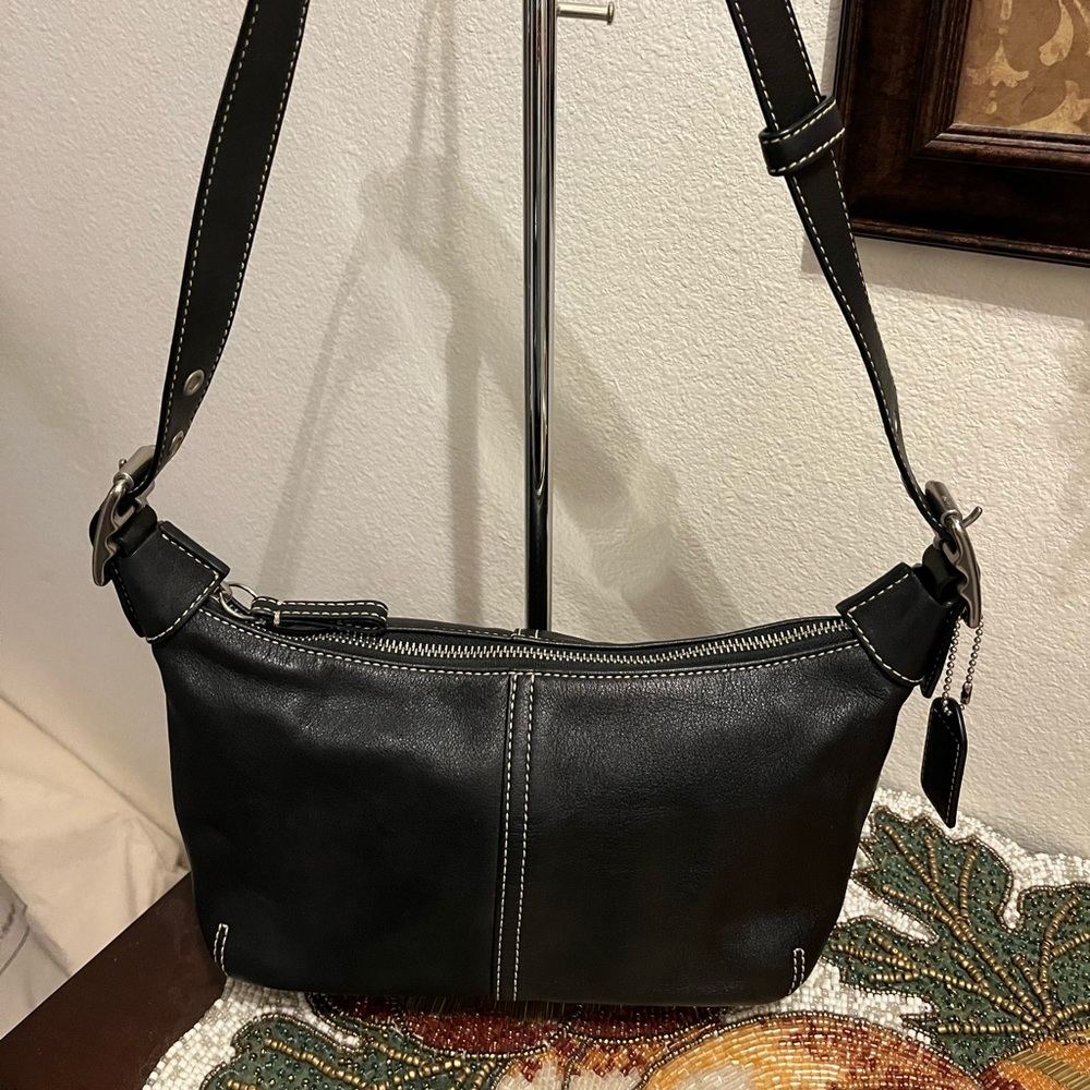 Coach Soft Black Glove Tanned Leather Small Hobo Bag.NWOT